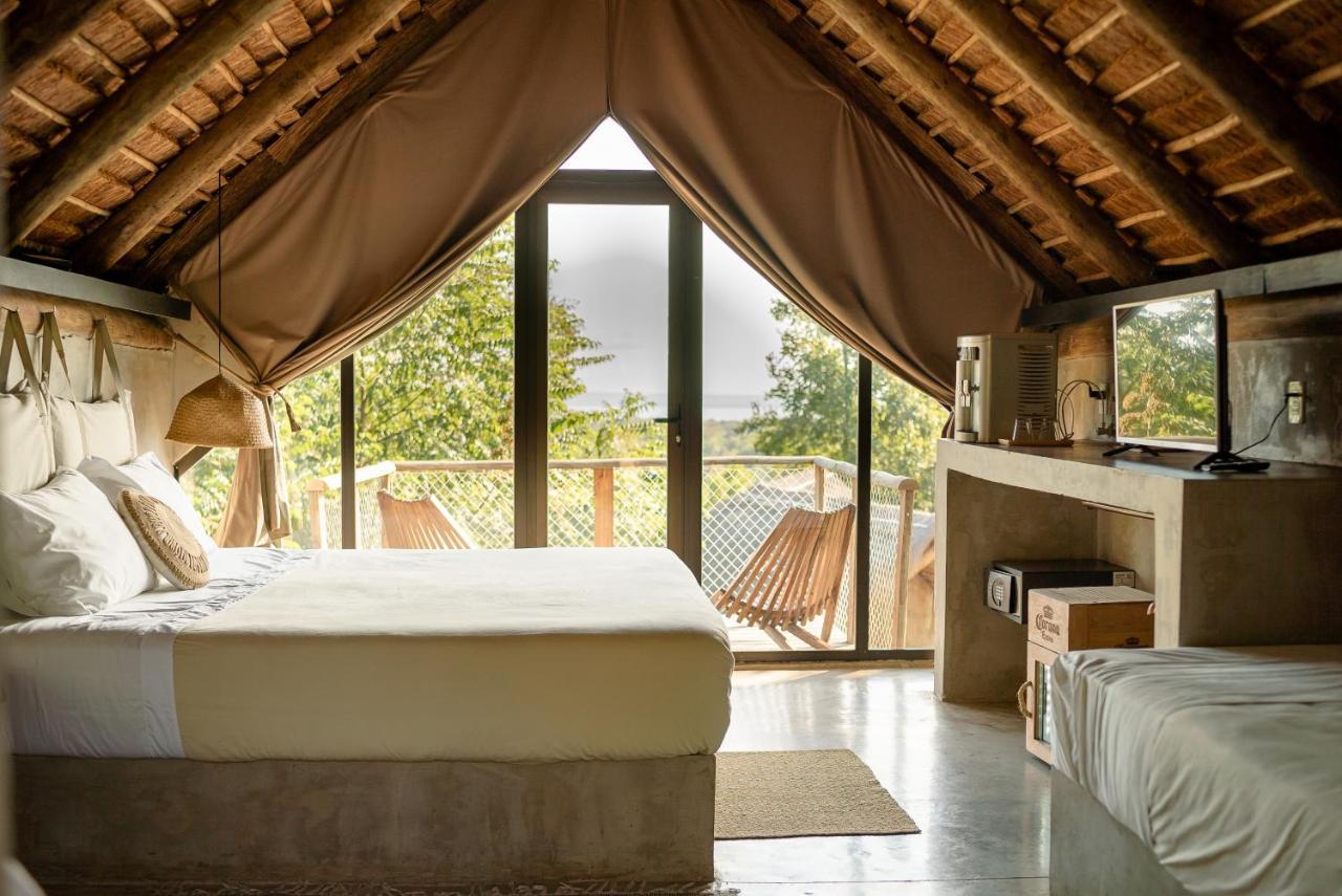 Tava Glamping Cerro Hotel San Bernardino Bagian luar foto