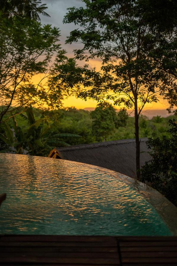 Tava Glamping Cerro Hotel San Bernardino Bagian luar foto