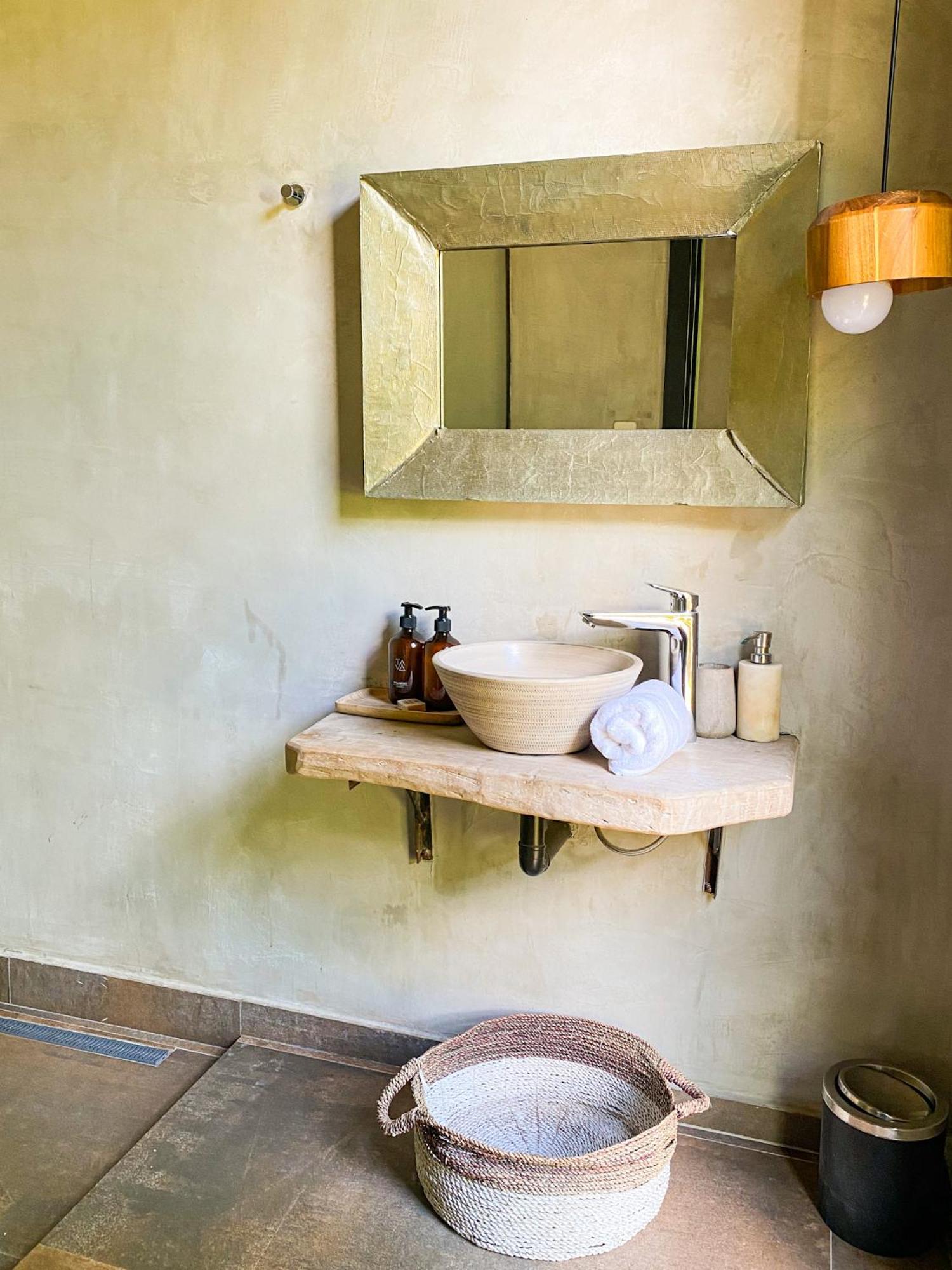 Tava Glamping Cerro Hotel San Bernardino Bagian luar foto